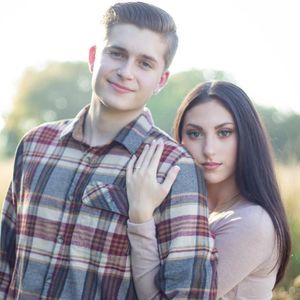 Meet your Posher, Avery